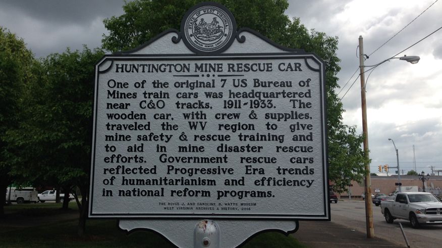 An image of the historical highway marker sponsored by the Watts