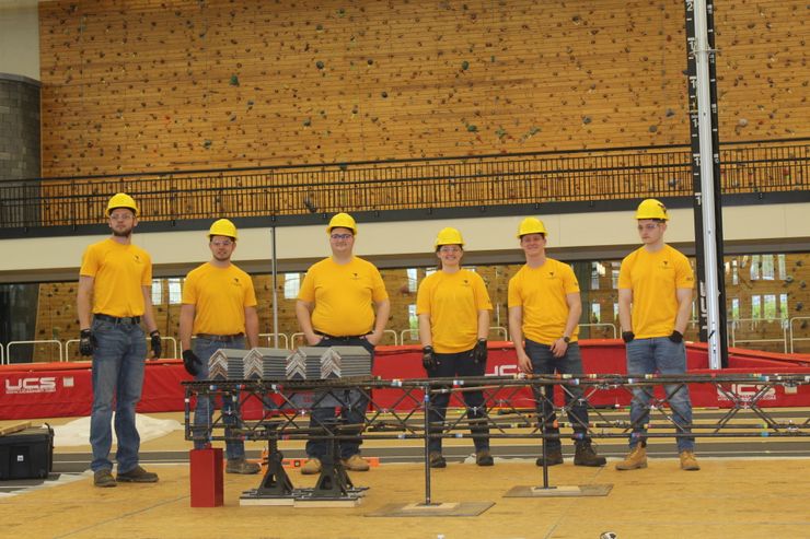 Members of the Steel Bridge Competition