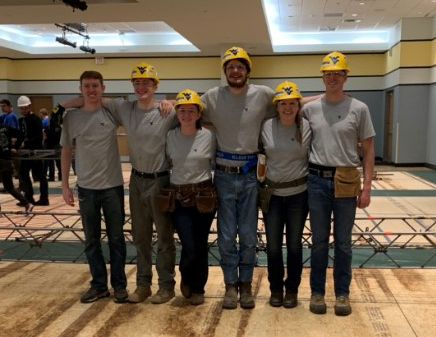 A photo of the 2019 Steel Bridge team.